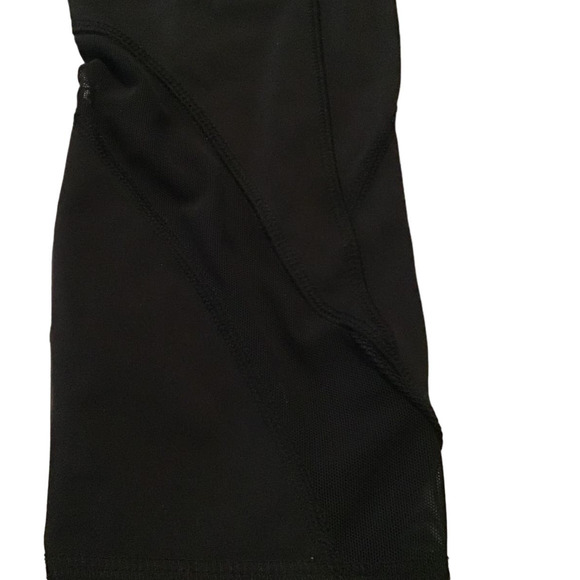 Lululemon Women Size 6 Black Crop Yoga Pants Black Sheer Ankles - Picture 5 of 9